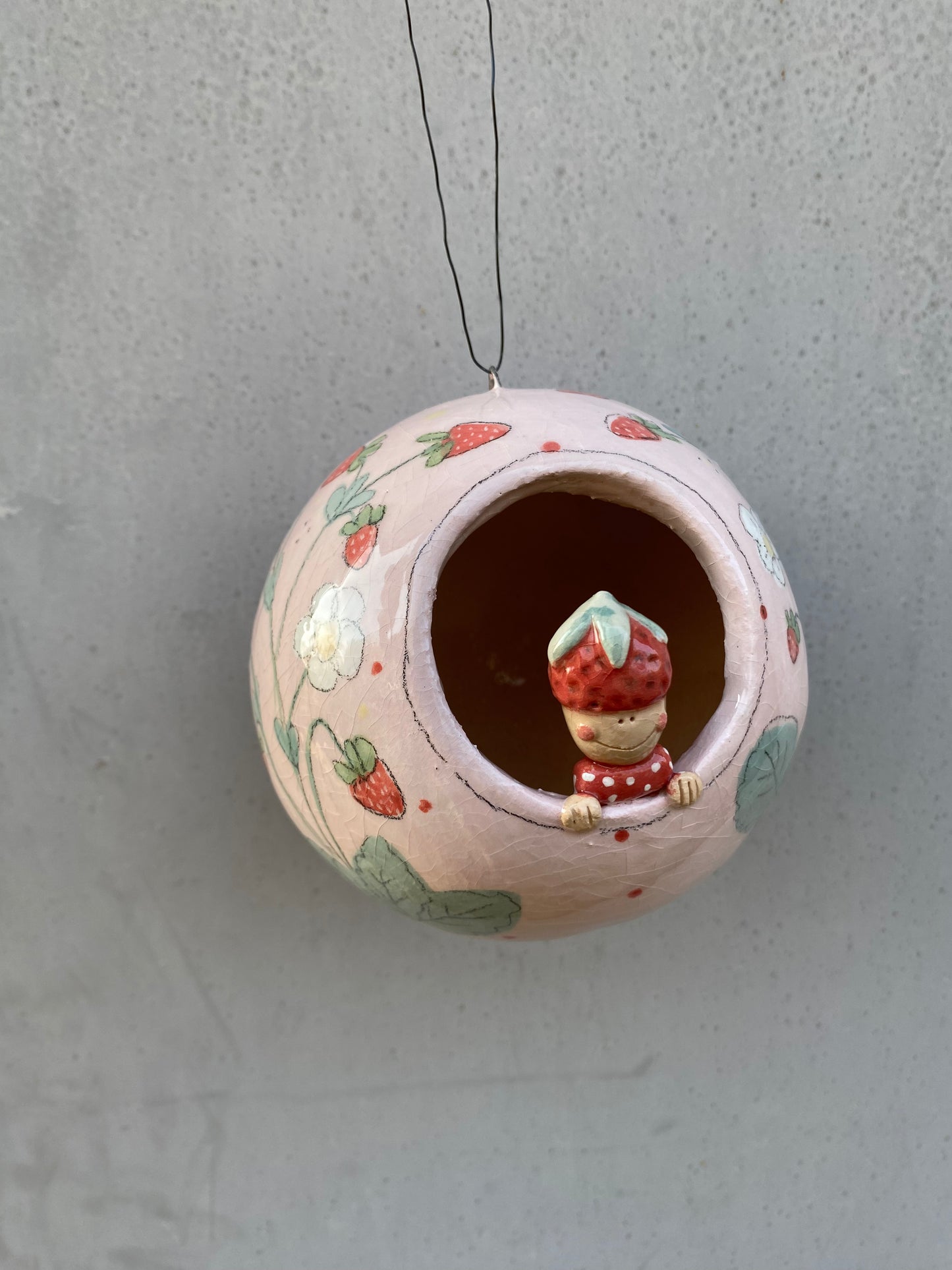 Sfera abitata fragolina